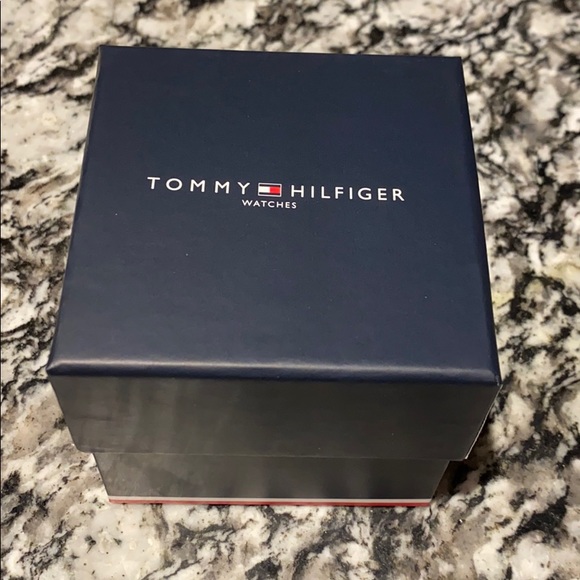 Tommy Hilfiger Gold and Blue Watch BRAND NEW - Picture 6 of 7